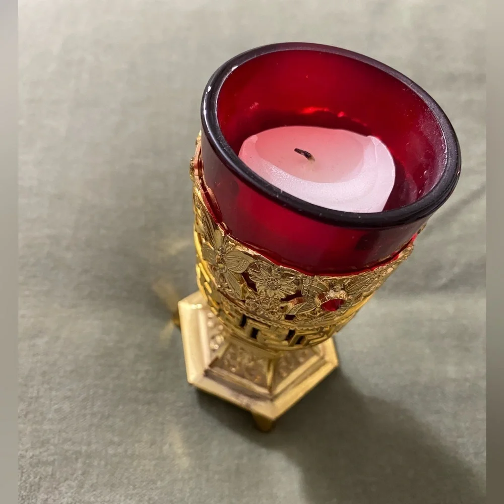 Kandili candleholder that circles the ruby glass ornate pattern #15